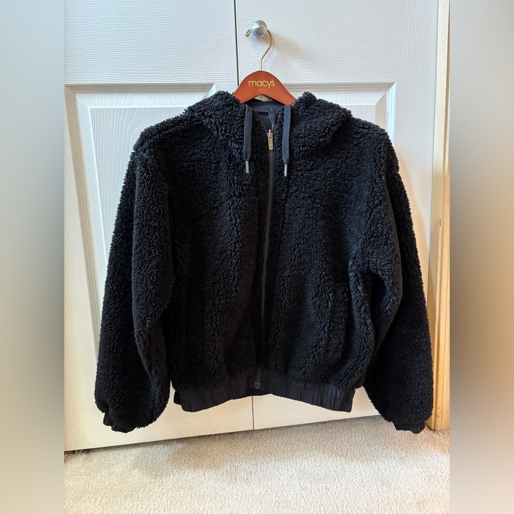 Lululemon size 8 used sweater